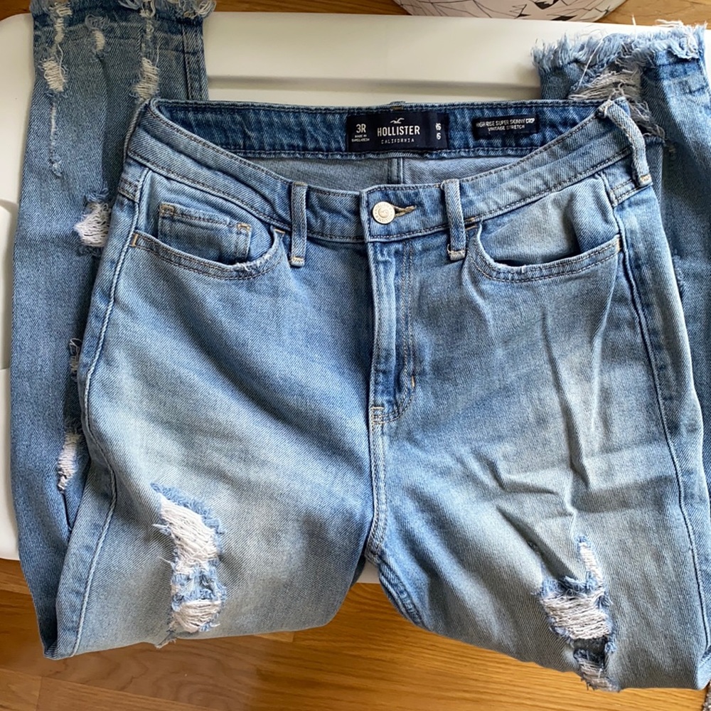 Hollister Jeans - size 3R